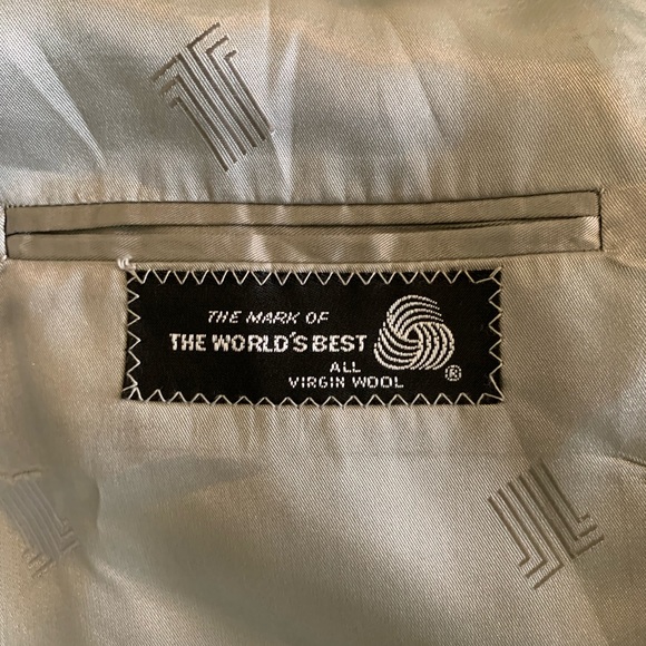 Lanvin Men’s Size 40R Gray With Blue Pinstripes Blazer - Picture 9 of 15